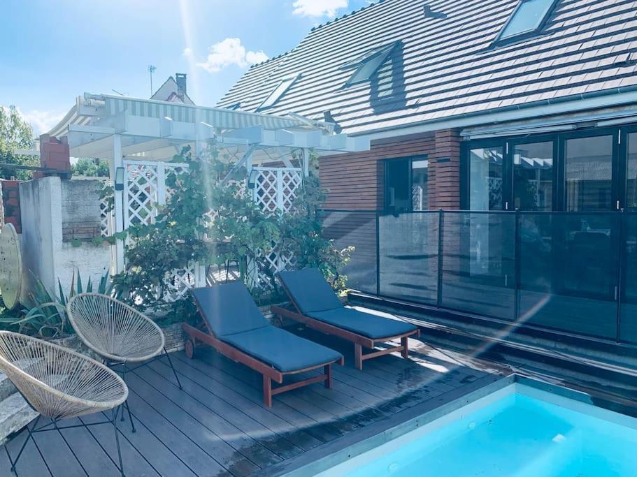 Appartement Proche Asterix, Stade De France, Chantilly, Roissy, Piscine Saisonniere La Chapelle-en-Serval Екстер'єр фото